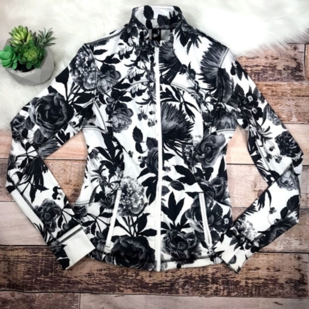 Lululemon Forme Jacket